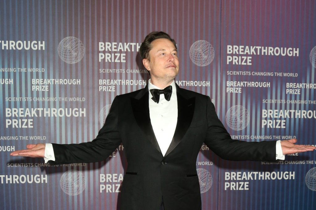 Top 10 Richest People In The World: This Is How Much They Are Worth