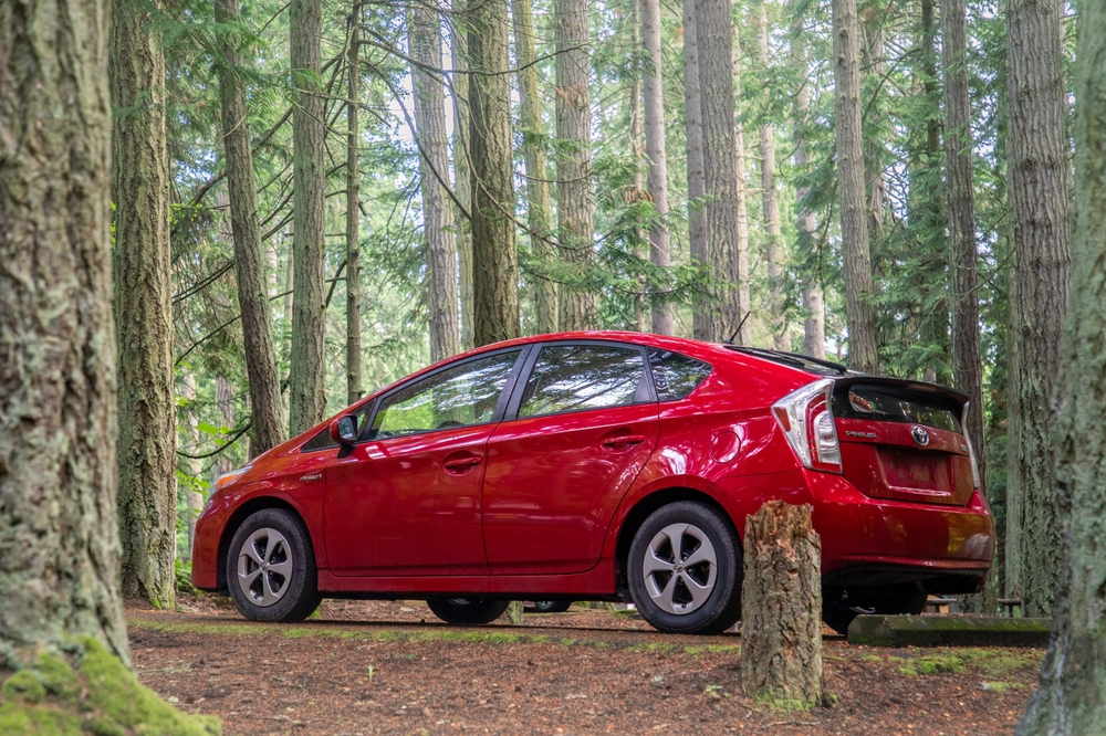 Toyota bids farewell to a legendary car: Fastest Prius ended up at a scrapyard