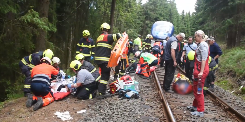 Terrible Train Accident in the Czech Republic: Four Dead and Many Injured