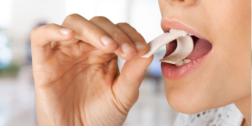 Chewing Gum Releases Microplastics Into Saliva, Study Warns