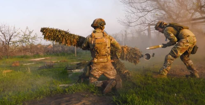 Russian Forces Attempt Multiple Frontal Assaults in Ukraine