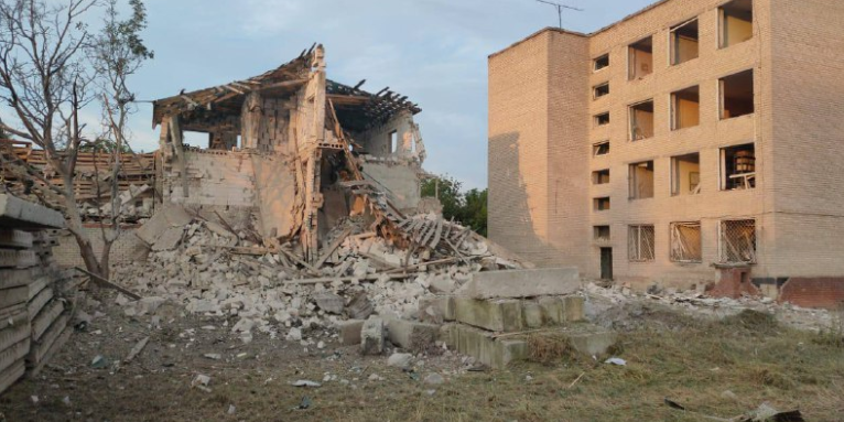 Russian Forces Attack Chuguyev, Seven Injured