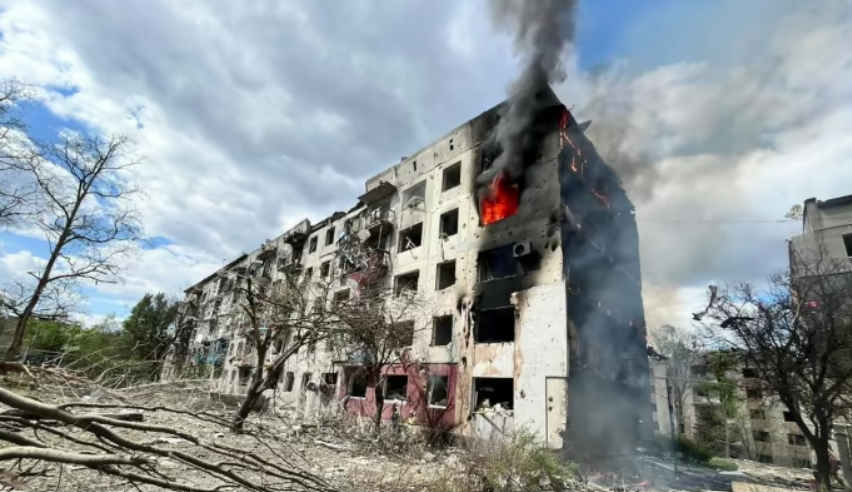 Russian Rocket Strike Targets Center of Sloviansk