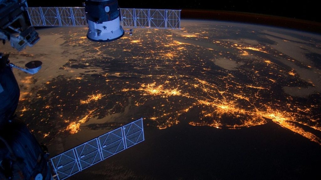NASA Monitors Expanding Weak Zone in Earth’s Magnetic Shield