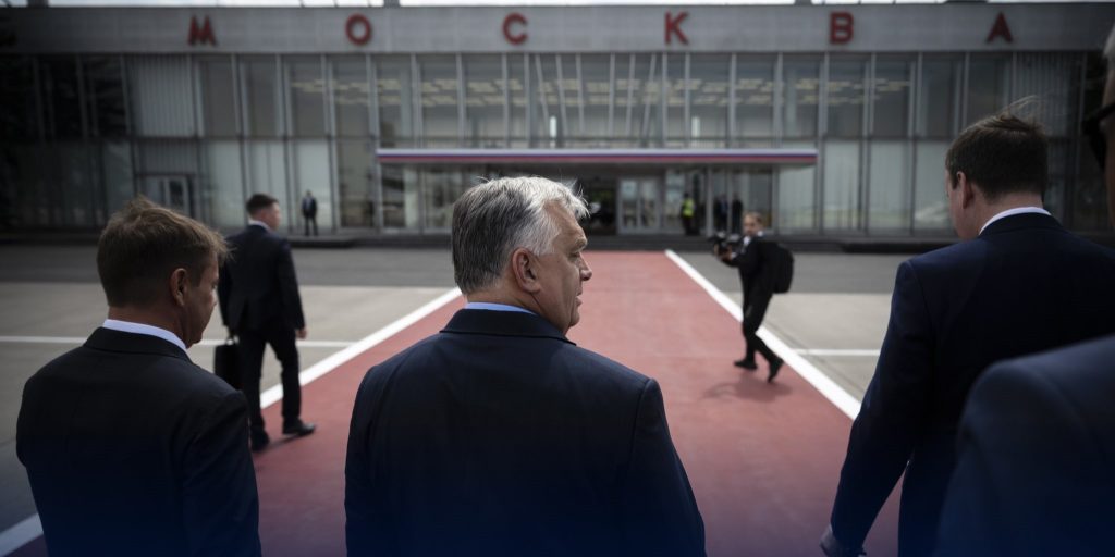 Hungarian PM’s Surprise Meeting with Putin Sparks EU Outrage