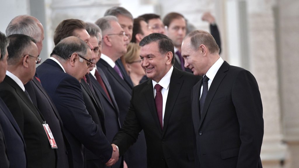 Sanctioned Russian Billionaires Exploit Dutch Loophole to Hide Their Money