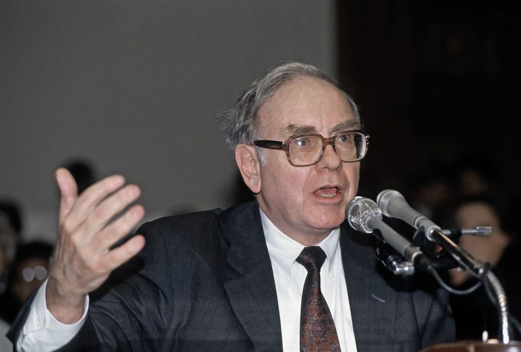 The Key to Happiness Isn’t Money, Says Warren Buffett – These 5 Things Are Instead