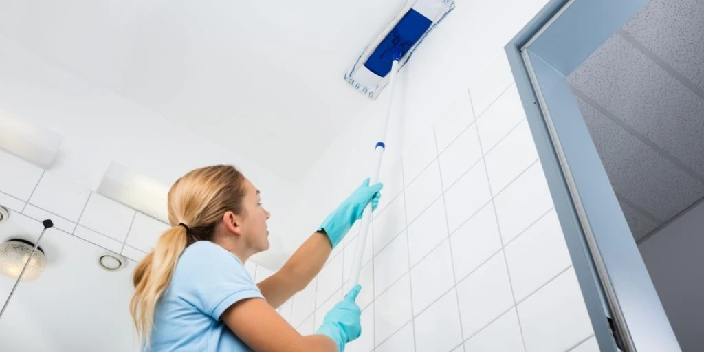 How to Easily and Quickly Clean Your Ceiling