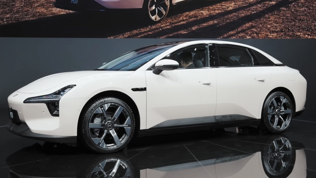China’s Electric Car Exports Drop 10%