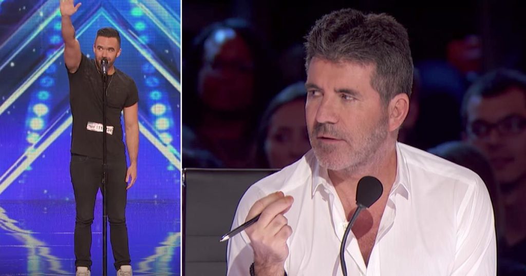 He chooses a difficult classic song in tribute to his mother – 10 seconds later, the audience goes crazy