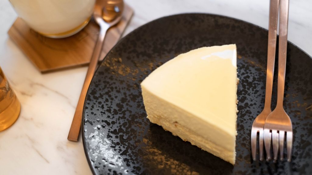 Recipe: Whip Up This Guilt-Free, Crustless Cheesecake in No Time!