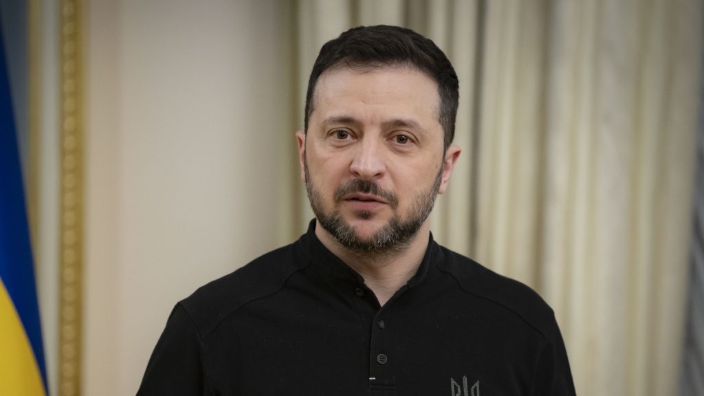 Zelensky Pushes for Security Guarantees Ahead of Washington Visit