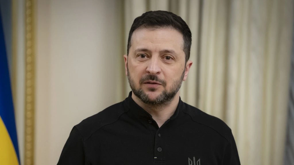 Zelensky Pushes for Security Guarantees Ahead of Washington Visit